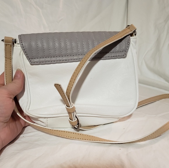 Cute Guess shoulderbag - Picture 3 of 5